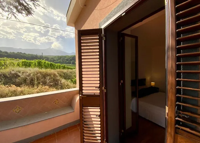 Tenuta Kiwi Dell\'Etna